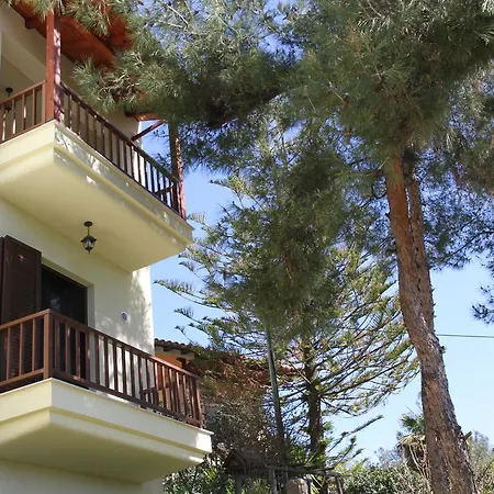 Tavani Villas *